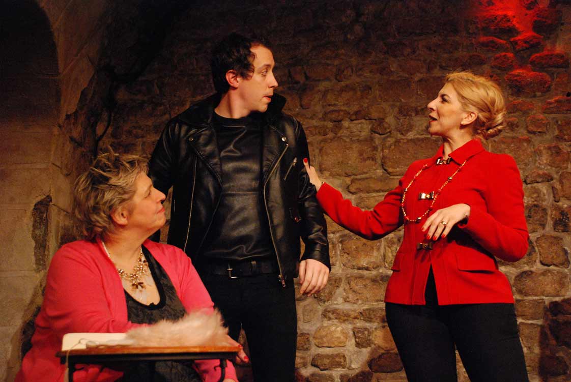 répétition de la pièce de théâtre les femmes savantes